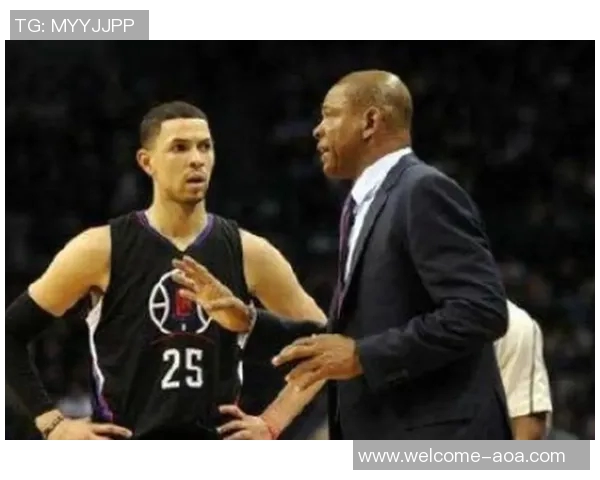 科尔安东尼分享里弗斯教练观点强调团队合作与胜利的重要性