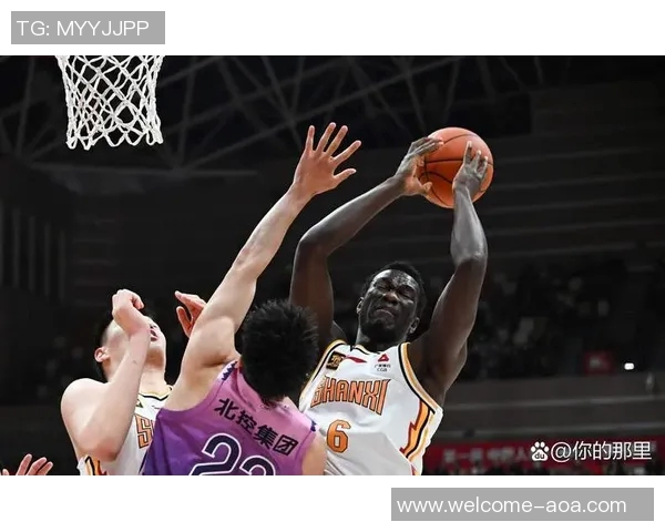 福克斯全能表现助力球队获胜16投9中贡献26分5篮板9助攻3抢断三分球命中率高